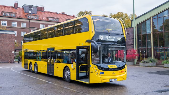 beweise blick nass berlin bus 128 route hostess tagesanbruch majestätisch