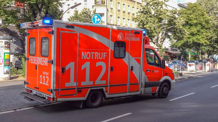 Berlin-Friedrichshain: Fire in a former industrial building in Revaler Strasse