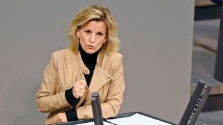 Archivbild: Daniela Ludwig in der 11. Sitzung des Deutschen Bundestages am 13.01.2022. (Quelle: dpa/Frederic Kern)