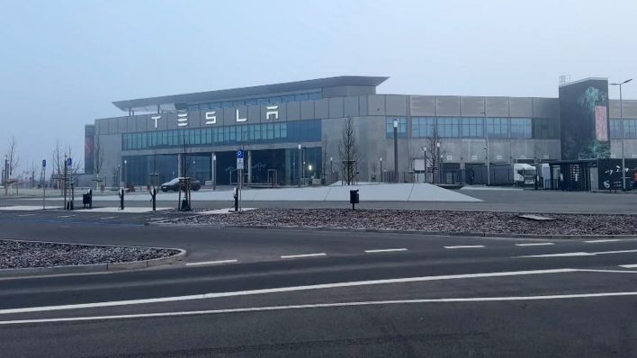 La production chez Tesla sera suspendue jusqu’à la fin de la semaine prochaine