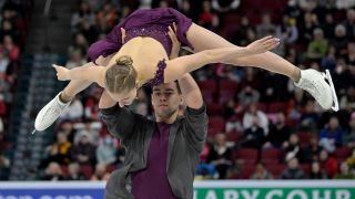 Das Berliner Eiskunstlaufpaar Minerva Fabienne Hase/Nikita Volodin bei der WM in Montreal (imago images/USA TODAY Network)