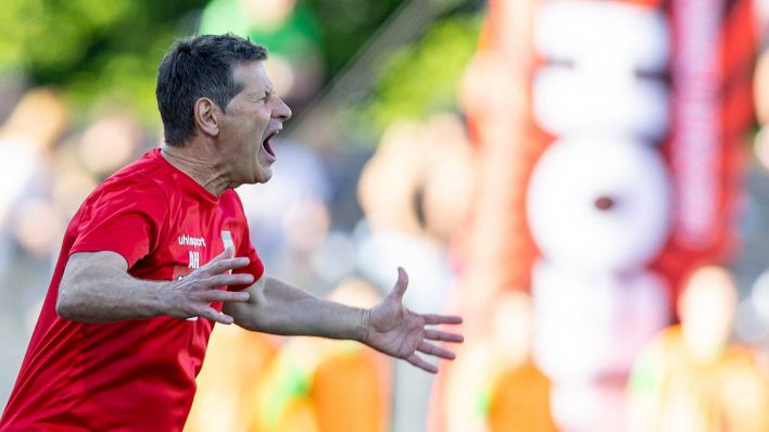 Andreas Heraf, neuer Trainer des BFC Dynamo. / imago images / Eibner Europa