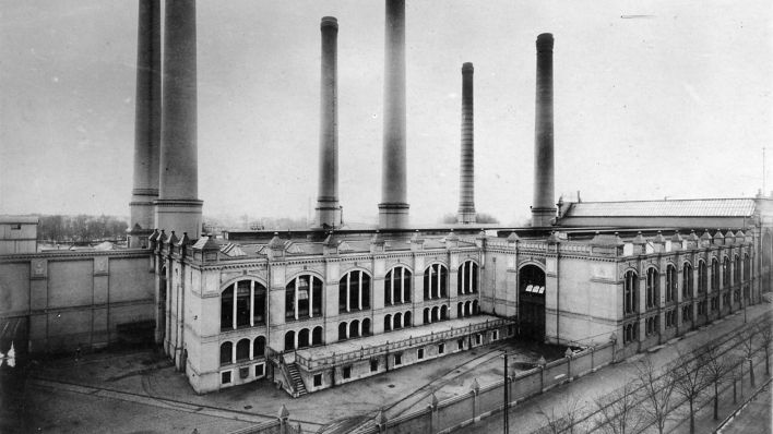 Ein historisches Bild vom Kraftwerk Oberspree. (Quelle: BEWAG Archiv)