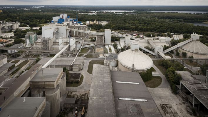 CEMEX AG Zementwerk Ruedersdorf (Quelle: dpa/Felix Zahn)