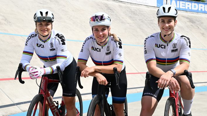 Die Bahnsprinterinnen Lea Sophie Friedrich (l-r) Emma Hinze und Pauline Grabosch (Bild: picture alliance/dpa/Bernd Weißbrod)