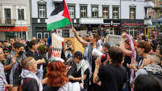 Pro-Palästina-Demonstranten auf dem Dyke* March. Joerg Carstensen/dpa