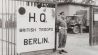 Brititsches Hauptquartier in Berlin nach 1945. (Quelle: Imago Images/Gemini)