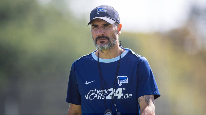 Hertha-Trainer Cristian Fiel (imago images/Matthias Koch)