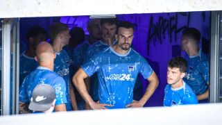 Haris Tabakovic (mi.) und seine Mitspieler von Hertha BSC [Quelle: IMAGO / mix1]