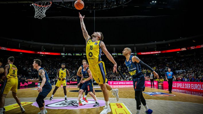 Martin Hermannsson von Alba Berlin im Spiel gegen Oldenburg (Quelle: IMAGO / camera4+)