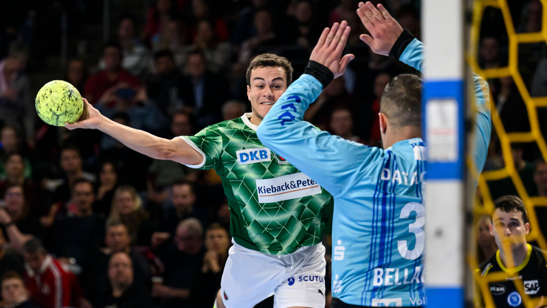 Füchse Berlin vs. TVB Stuttgart, Handball-Bundesliga (Quelle: IMAGO / HMB-Media)