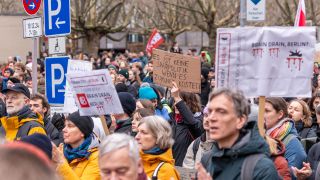 Demonstration gegen die geplanten Kürzungen vor dem Berliner Abgeordnetenhaus am 19.12.2024. (Quelle: Jeremy Knowles)