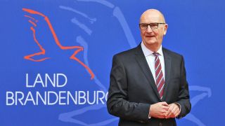 Symbolbild: Ministerpräsident Dietmar Woidke, SPD am 11.12.2024 im Brandenburgischen Landtag in Potsdam, Brandenburg. (Quelle: Picture Alliance/dts Nachrichtenagentur)