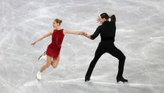 Fabienne Hase und Nikita Volodin beim Grand Prix in Grenoble (imago images/Manuel Blondeau)