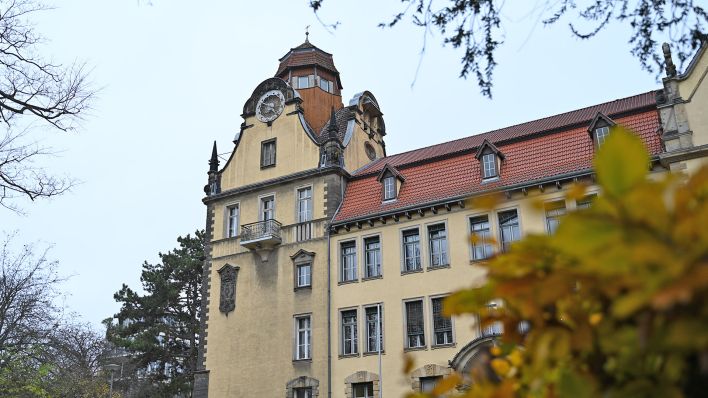 Die Friedrich-Bergius-Schule im Stadtteil Friedenau im Berliner Bezirk Tempelhof-Schöneberg, aufgenommen am 20.11.2024. (Quelle: dpa-Bildfunk/Leonie Asendorpf)